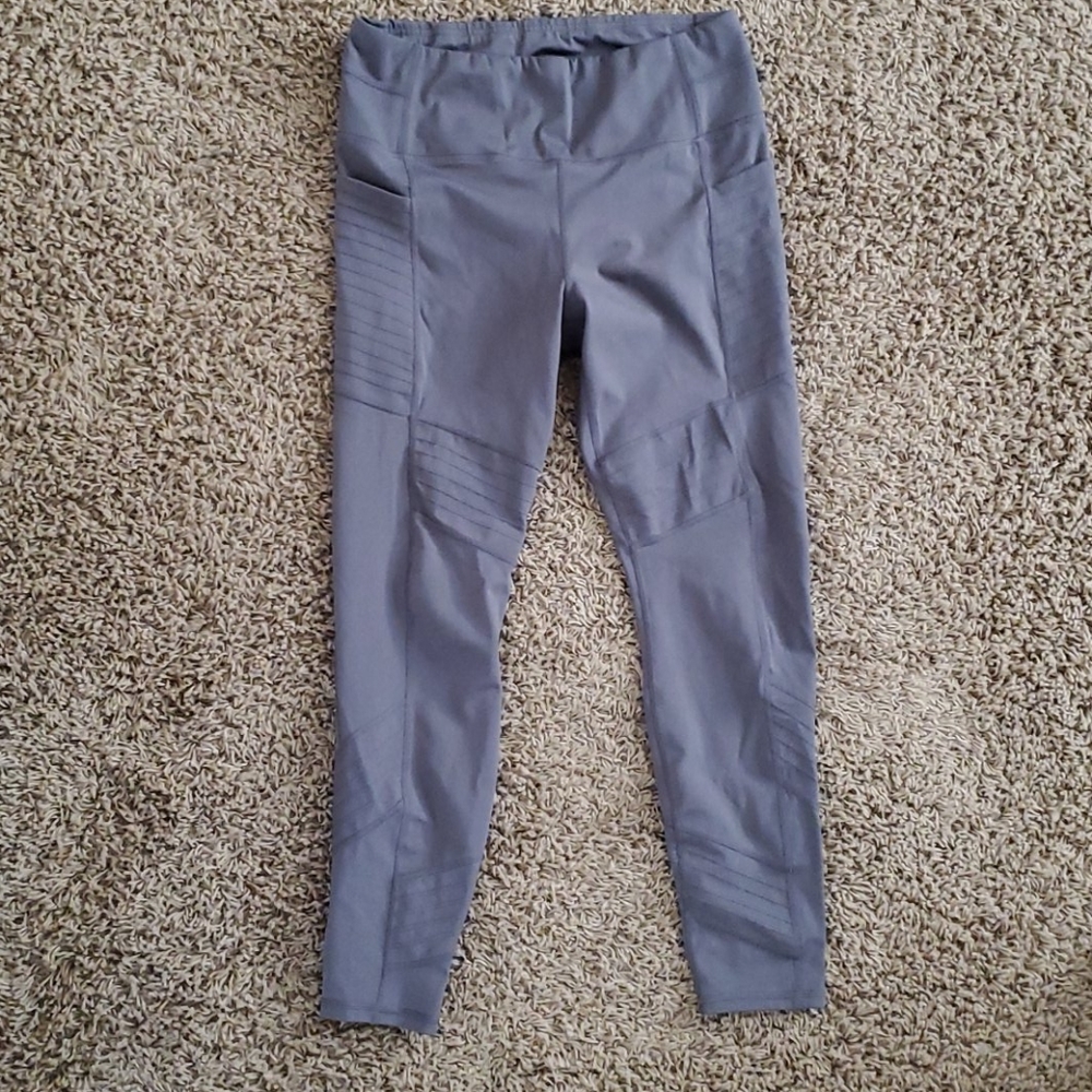 Women's workout leggings